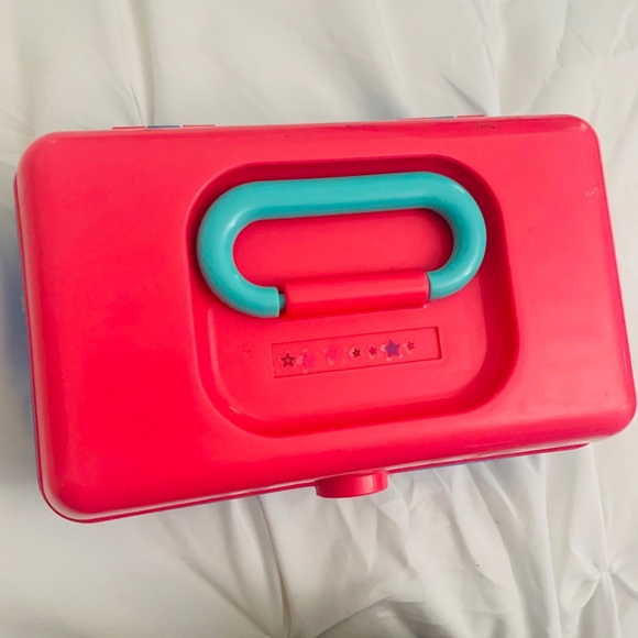 Caboodles - Picture 8 of 9